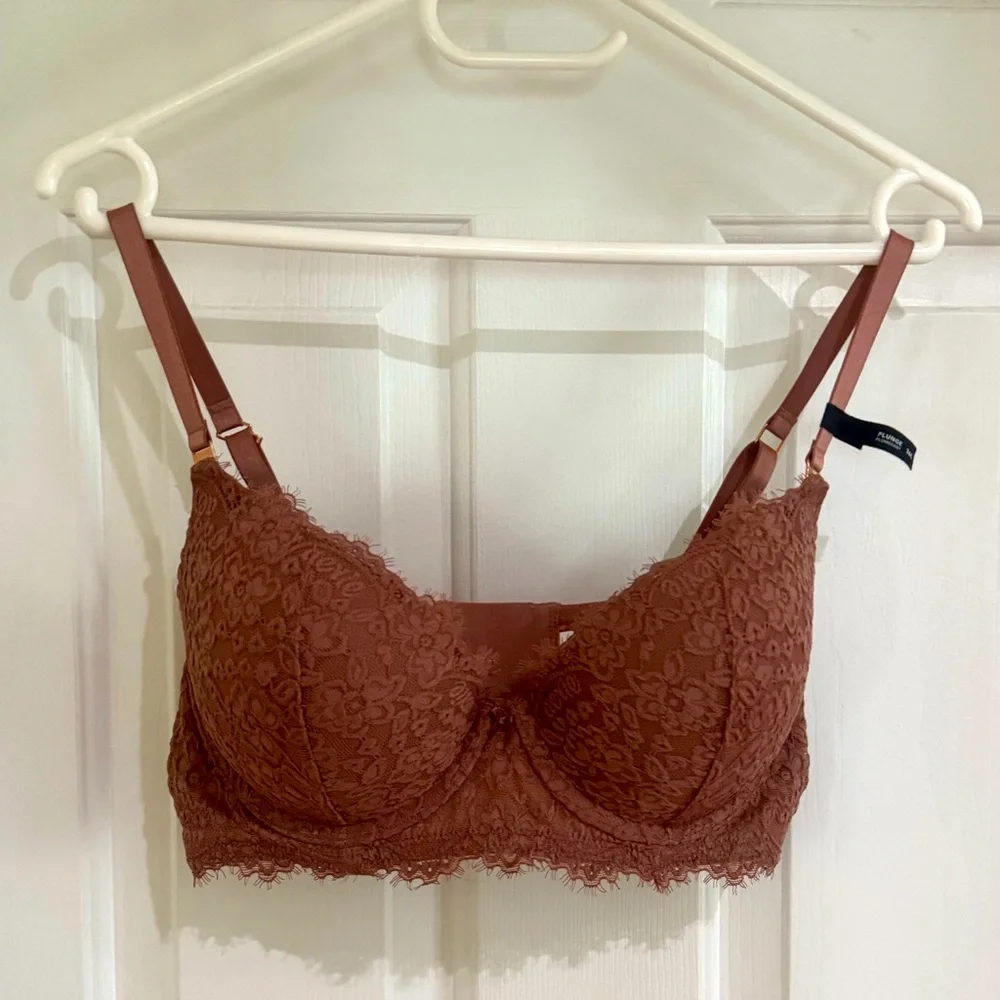 NWT Aerie Real Power Plunge Push Up Eyelash Lace Bra 36C